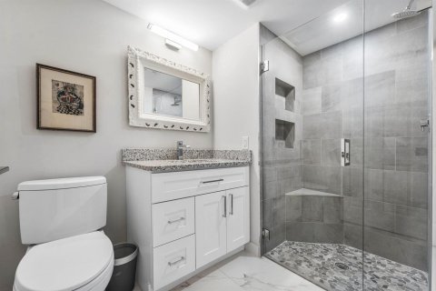 Condo in Boynton Beach, Florida, 3 bedrooms № 2399980 - photo 18
