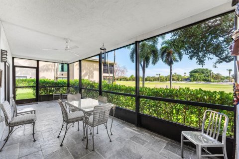 Condo in Boynton Beach, Florida, 3 bedrooms № 2399980 - photo 24