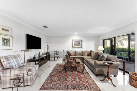 Condo in Boynton Beach, Florida, 3 bedrooms № 2399980 - photo 15