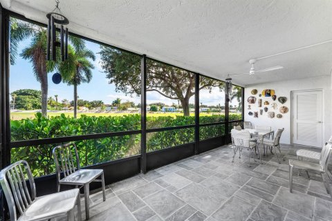 Condo in Boynton Beach, Florida, 3 bedrooms № 2399980 - photo 25