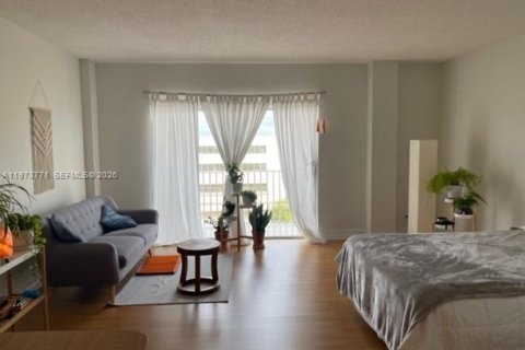 Copropriété à vendre à North Bay Village, Floride: 49.33 m2 № 2038350 - photo 5