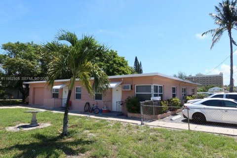 Propiedad comercial en venta en Hallandale Beach, Florida № 2054636 - foto 7