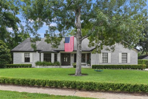 Villa ou maison à vendre à Maitland, Floride: 4 chambres, 274.99 m2 № 1840123 - photo 1