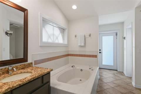 Villa ou maison à vendre à Maitland, Floride: 4 chambres, 274.99 m2 № 1840123 - photo 21