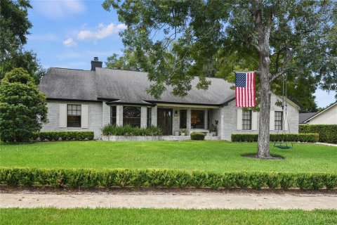 Villa ou maison à vendre à Maitland, Floride: 4 chambres, 274.99 m2 № 1840123 - photo 2
