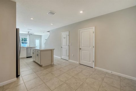 Townhouse in Bradenton, Florida 3 bedrooms, 132.94 sq.m. № 2155934 - photo 7