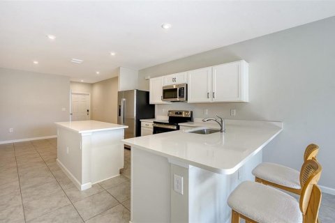 Townhouse in Bradenton, Florida 3 bedrooms, 132.94 sq.m. № 2155934 - photo 14
