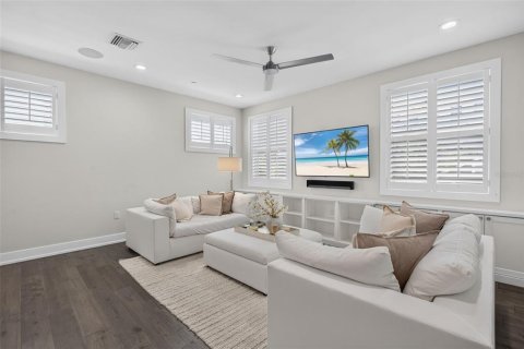 Copropriété à louer à Saint Petersburg, Floride: 3 chambres, 250.84 m2 № 2400358 - photo 8