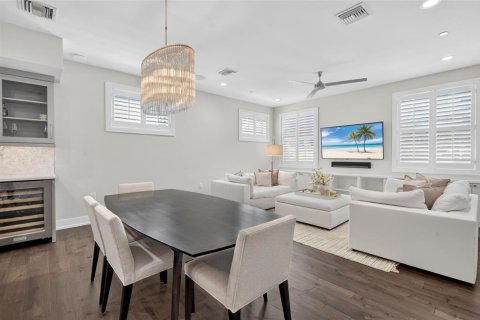 Copropriété à louer à Saint Petersburg, Floride: 3 chambres, 250.84 m2 № 2400358 - photo 10