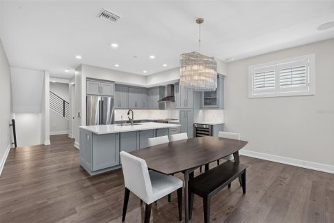 Copropriété à louer à Saint Petersburg, Floride: 3 chambres, 250.84 m2 № 2400358 - photo 12