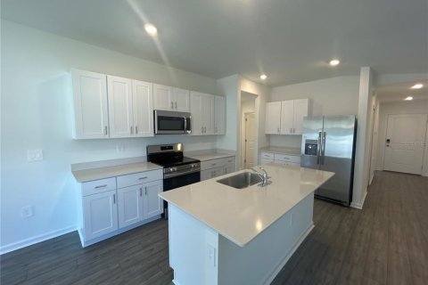 Villa ou maison à louer à Ocala, Floride: 3 chambres, 132.66 m2 № 1851613 - photo 2