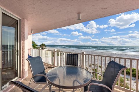 Condo in Bradenton Beach, Florida, 2 bedrooms  № 2232532 - photo 2