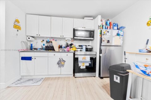 Casa en venta en West Park, Florida, 3 dormitorios, 130.99 m2 № 1946191 - foto 27