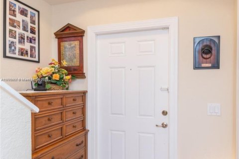Touwnhouse à vendre à Pompano Beach, Floride: 3 chambres, 184.69 m2 № 1623320 - photo 2