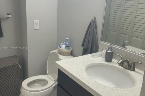 Condominio en venta en Aventura, Florida, 2 dormitorios, 99.22 m2 № 1932452 - foto 19