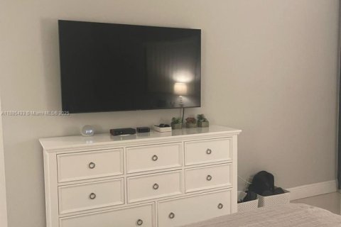 Condominio en venta en Aventura, Florida, 2 dormitorios, 99.22 m2 № 1932452 - foto 22