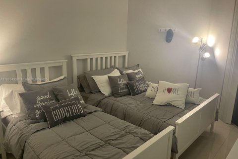 Condominio en venta en Aventura, Florida, 2 dormitorios, 99.22 m2 № 1932452 - foto 13