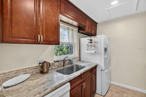 Condominio en venta en Seminole, Florida, 1 dormitorio, 72.84 m2 № 1816823 - foto 17