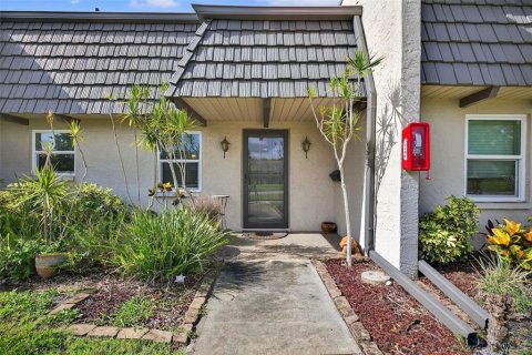 Condominio en venta en Seminole, Florida, 1 dormitorio, 72.84 m2 № 1816823 - foto 3