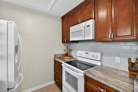 Condominio en venta en Seminole, Florida, 1 dormitorio, 72.84 m2 № 1816823 - foto 18