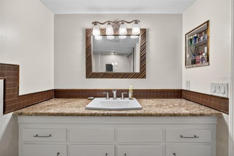 Condominio en venta en Seminole, Florida, 1 dormitorio, 72.84 m2 № 1816823 - foto 22