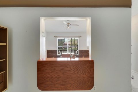 Villa ou maison à vendre à Port St. Lucie, Floride: 3 chambres, 110.74 m2 № 2346037 - photo 7