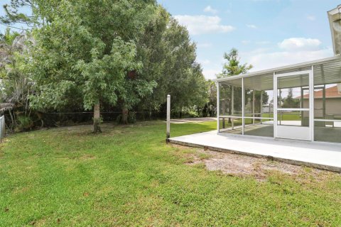 Villa ou maison à vendre à Port St. Lucie, Floride: 3 chambres, 110.74 m2 № 2346037 - photo 28