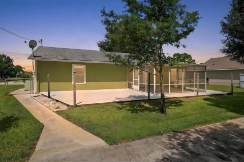 Villa ou maison à vendre à Port St. Lucie, Floride: 3 chambres, 110.74 m2 № 2346037 - photo 25