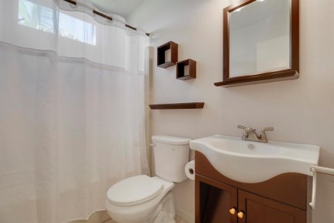 Villa ou maison à vendre à Port St. Lucie, Floride: 3 chambres, 110.74 m2 № 2346037 - photo 24