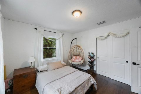 Casa en venta en Tampa, Florida, 6 dormitorios, 148.27 m2 № 2144827 - foto 19