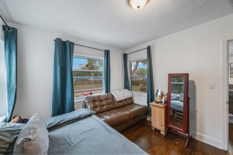Casa en venta en Tampa, Florida, 6 dormitorios, 148.27 m2 № 2144827 - foto 24