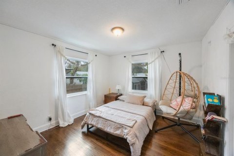 Casa en venta en Tampa, Florida, 6 dormitorios, 148.27 m2 № 2144827 - foto 18