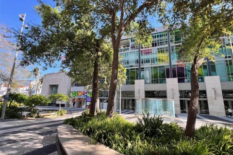 Condominio en venta en Miami Beach, Florida, 1 dormitorio, 67.82 m2 № 2081875 - foto 27