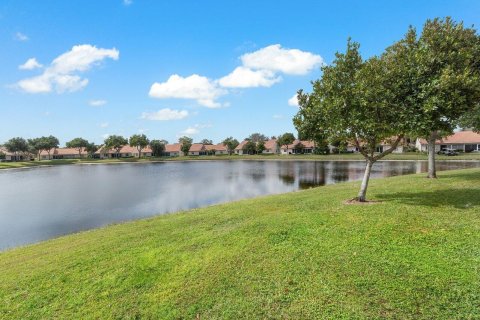 Townhouse in Delray Beach, Florida 3 bedrooms, 134.43 sq.m. № 1017025 - photo 1
