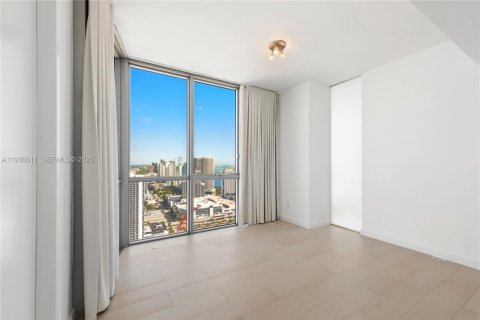 Copropriété à louer à Miami, Floride: 2 chambres, 193.33 m2 № 1994147 - photo 19