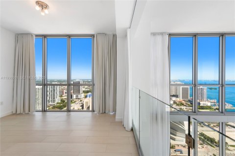 Copropriété à louer à Miami, Floride: 2 chambres, 193.33 m2 № 1994147 - photo 30