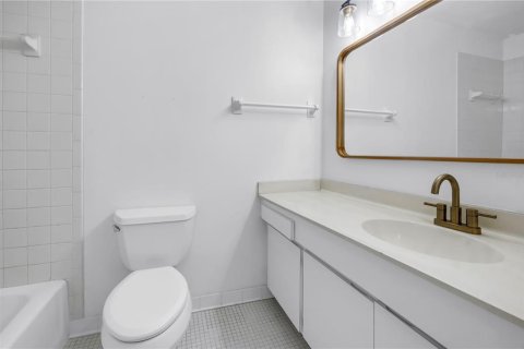 Condominio en venta en Sarasota, Florida, 2 dormitorios, 103.86 m2 № 1837774 - foto 27