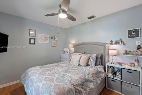 Купить виллу или дом в Маргит, Флорида 2 спальни, 114.27м2, № 2017588 - фото 17