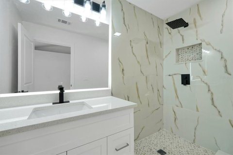 Купить виллу или дом в Киссимми, Флорида 5 комнат, 120.03м2, № 2266547 - фото 16