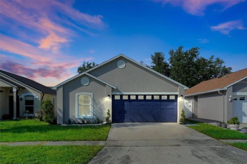 Villa ou maison à Kissimmee, Floride 3 chambres, 120.03 m2 № 2266547