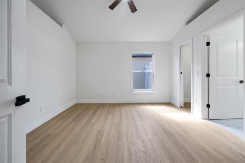 Купить виллу или дом в Киссимми, Флорида 5 комнат, 120.03м2, № 2266547 - фото 14