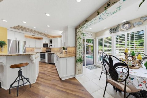 House in Palm Harbor, Florida 3 bedrooms, 349.87 sq.m. № 2229258 - photo 22
