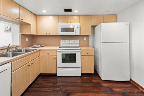 Condominio en venta en Miami Beach, Florida, 2 dormitorios, 96.34 m2 № 1710143 - foto 25