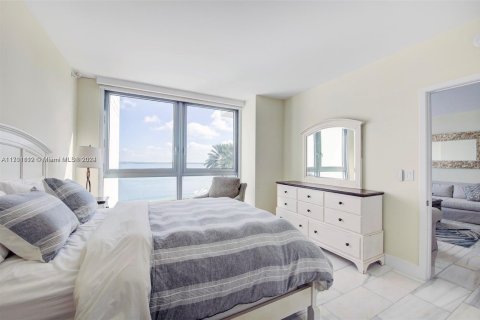 Condo in Miami, Florida, 2 bedrooms № 1958624 - photo 22