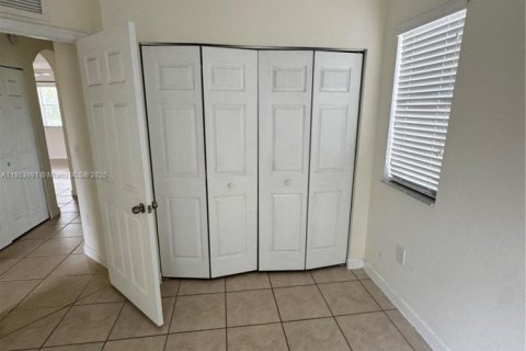 Condominio en alquiler en Homestead, Florida, 3 dormitorios, 98.66 m2 № 2054191 - foto 5