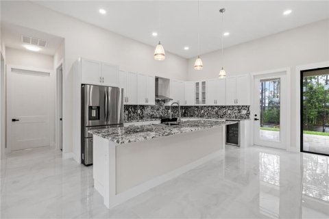 House in Palm Coast, Florida 4 bedrooms, 201.6 sq.m. № 1907706 - photo 6