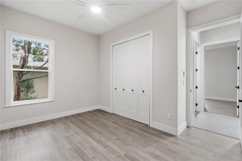 House in Palm Coast, Florida 4 bedrooms, 201.6 sq.m. № 1907706 - photo 27