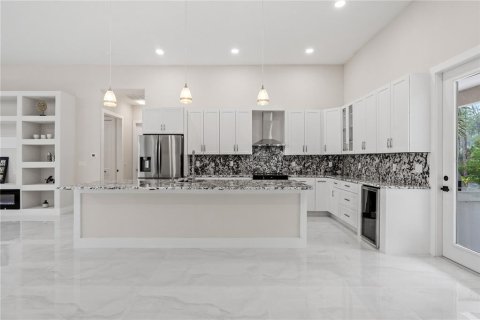 House in Palm Coast, Florida 4 bedrooms, 201.6 sq.m. № 1907706 - photo 11