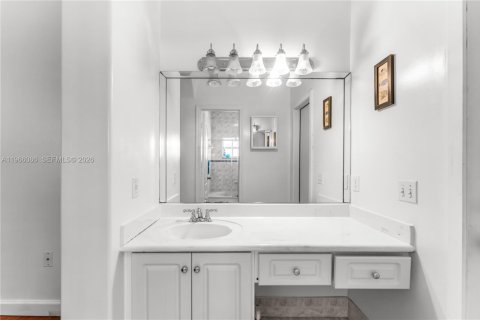 Снять в аренду виллу или дом в Майами, Флорида 3 спальни, 138.05м2, № 2027887 - фото 13