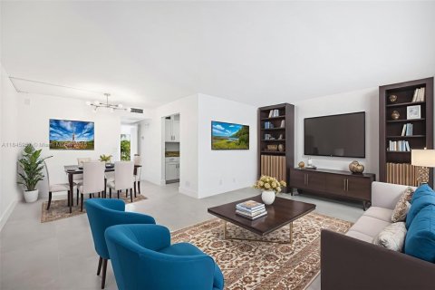 Condo in Pembroke Pines, Florida, 1 bedroom  № 2022325 - photo 5